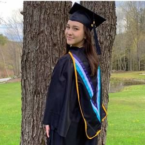 Meet your Posher, Amelia